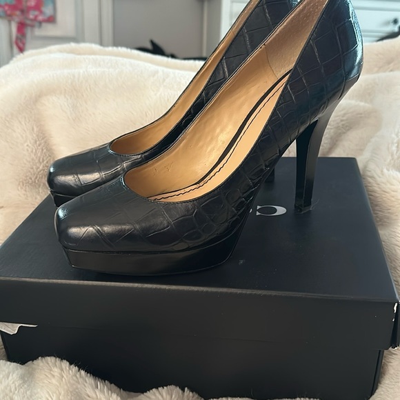 New Nine West leather pumps - Picture 1 of 4